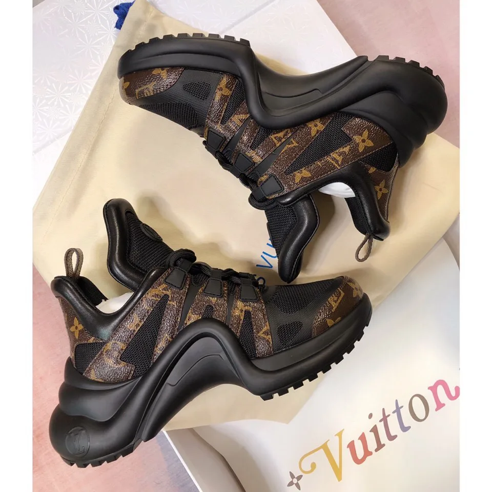 Louis Vuitton LV Archlight Sneaker Black 1A43LL - Image 5