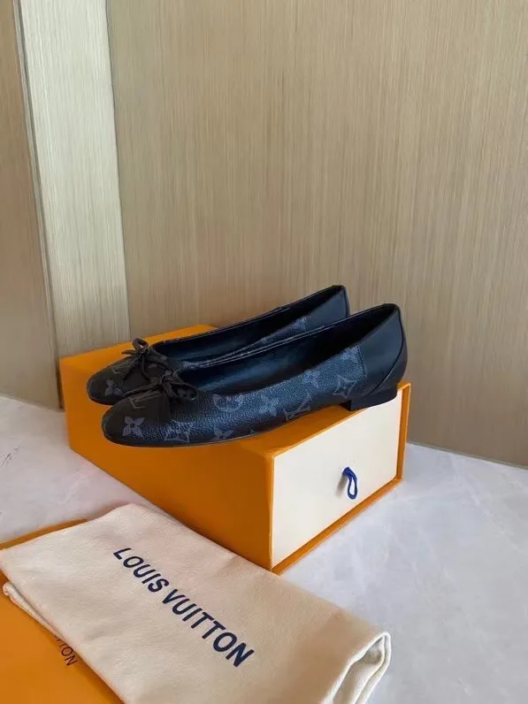 Louis Vuitton Women’s