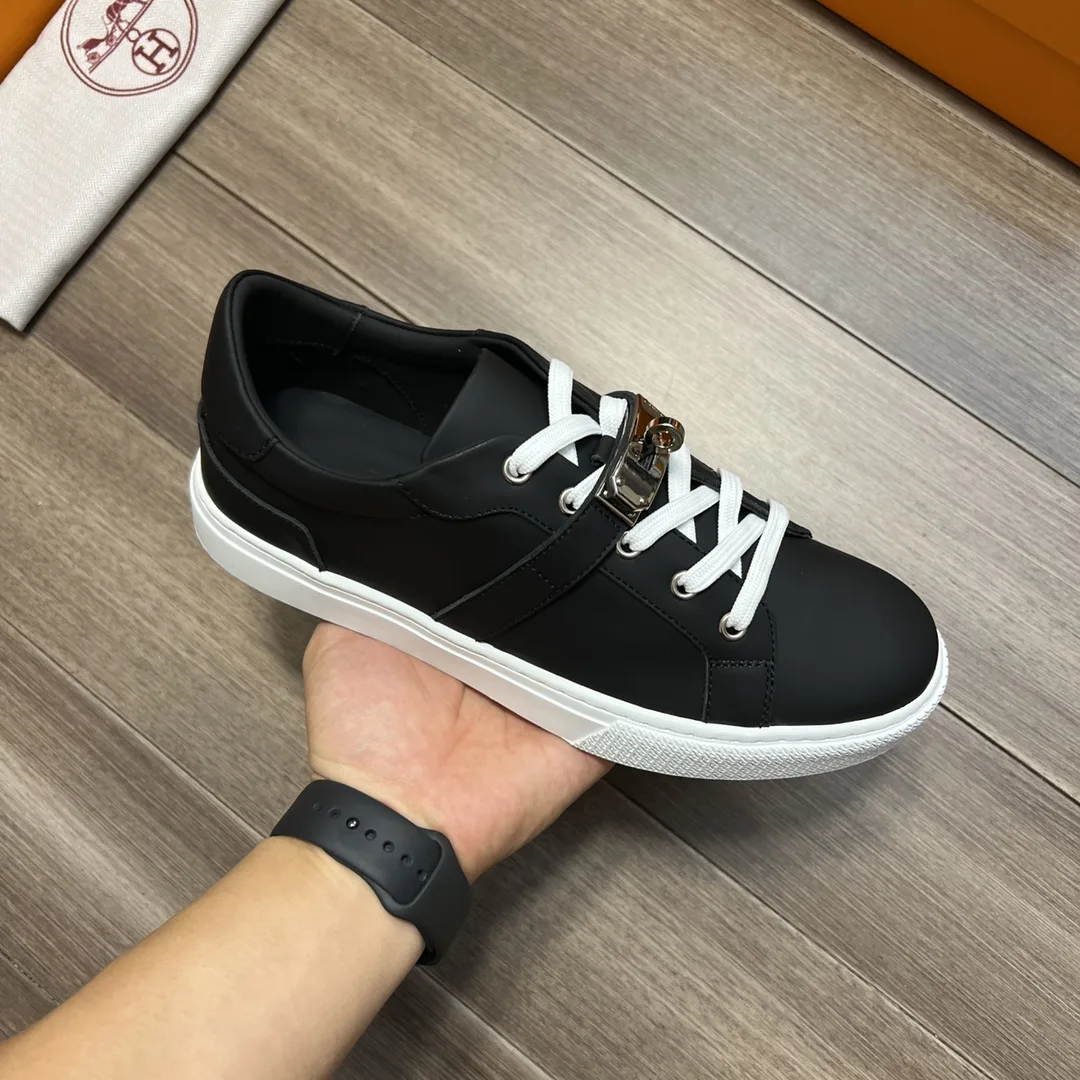 Hermes Casual Sneakers Black - Image 3