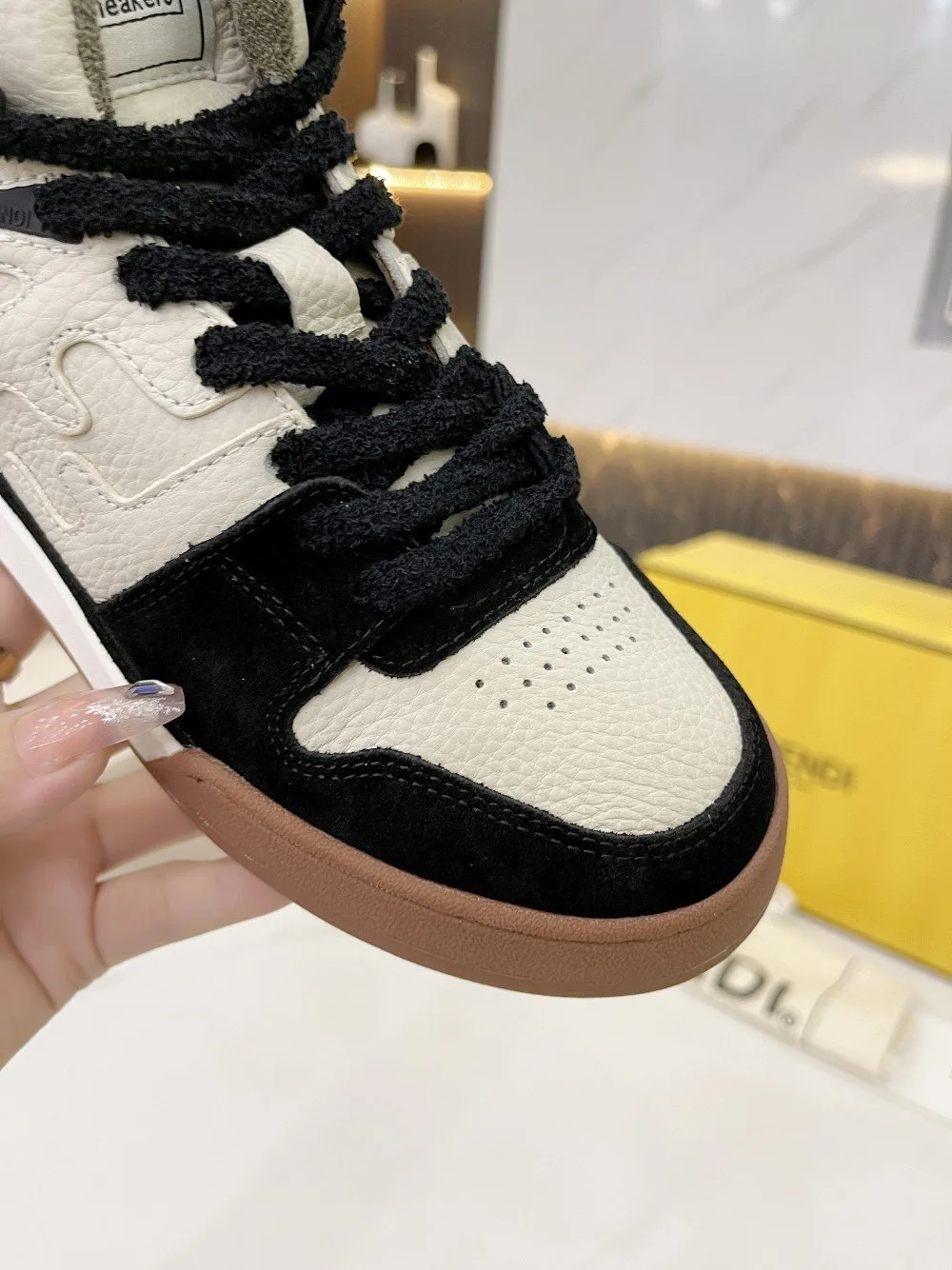 Fendi Low Tops In Black - Image 4