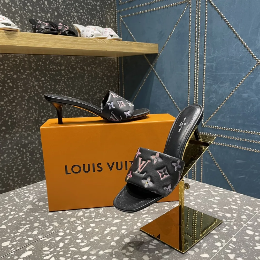 Louis Vuitton Women’s