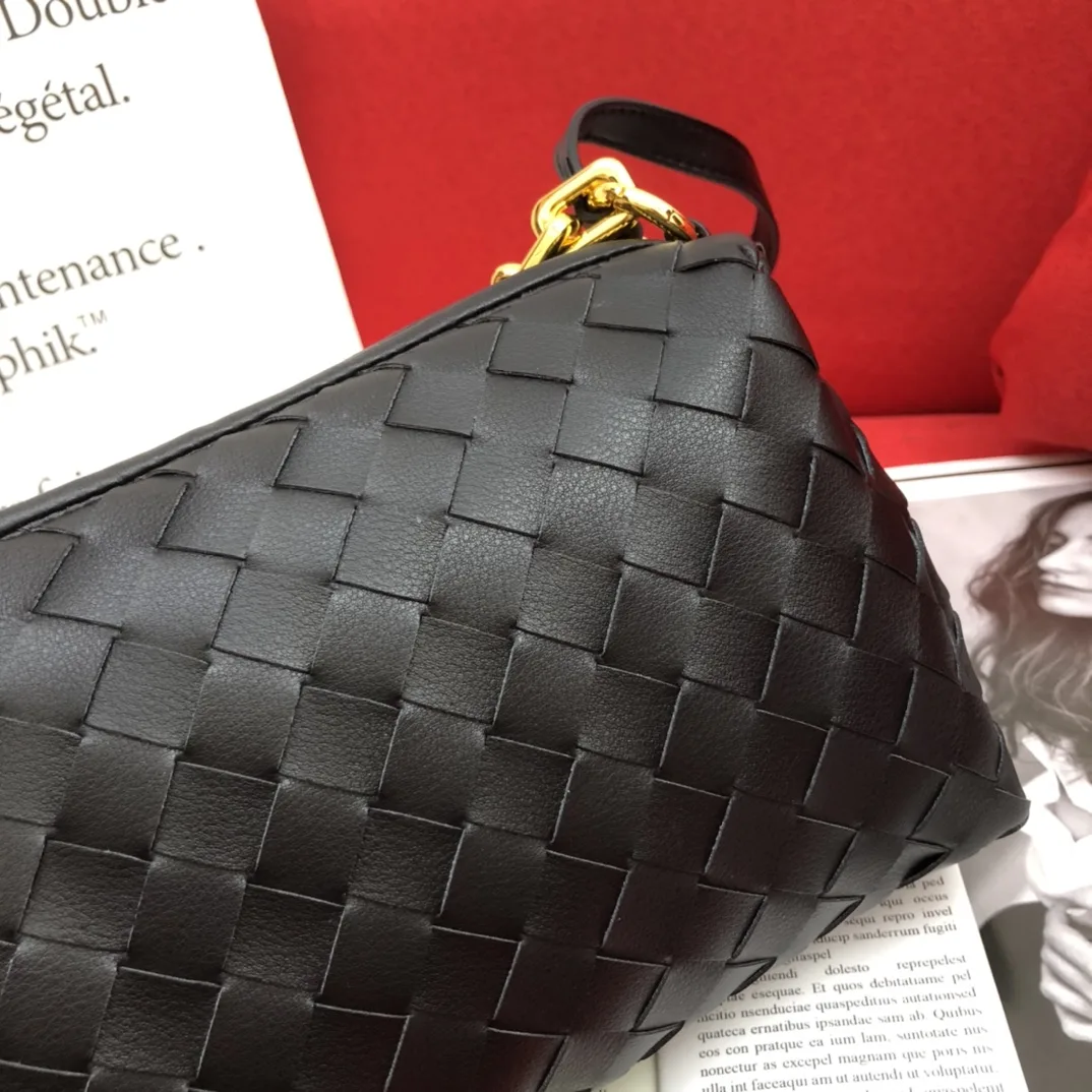 Bottega Veneta Crossbody Bag Black - Image 3