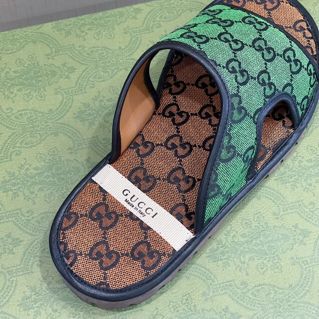 Alternative view of Gucci Men’s GG Supreme Slide Sandal Orange And Green