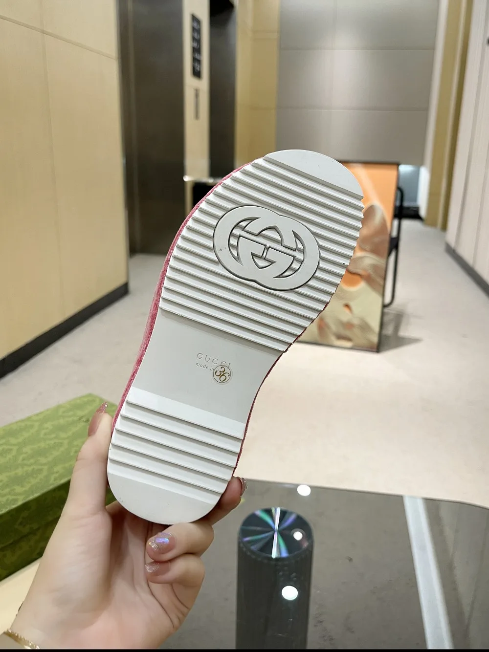 Alternative view of Gucci Women’s GG Platform Sandal Pink