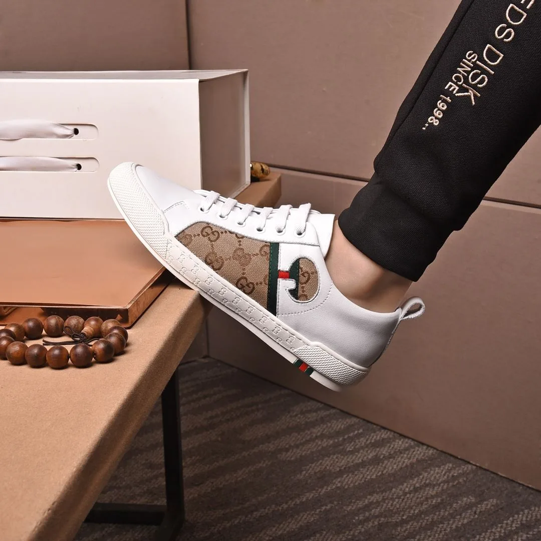 Gucci Men’s GG Sneaker With Web White And Beige - Image 3