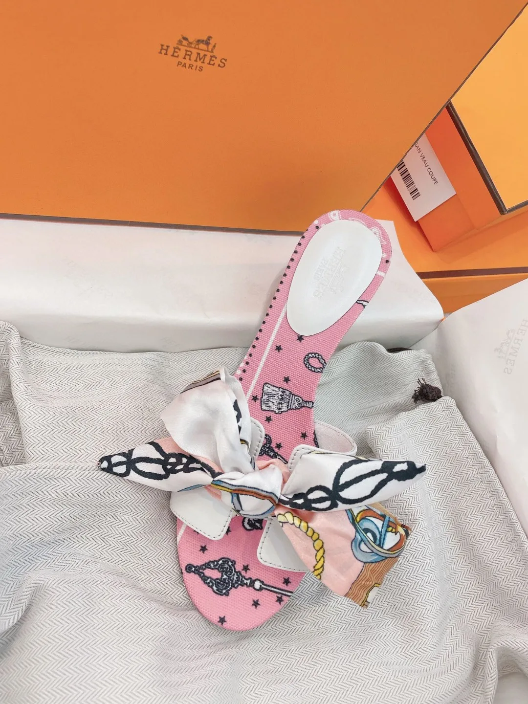 Hermes Oasis Sandal Pink , Shoes - Image 4