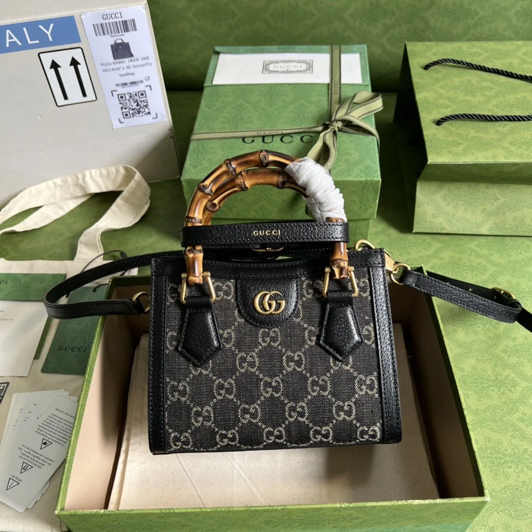 Gucci Diana Jumbo