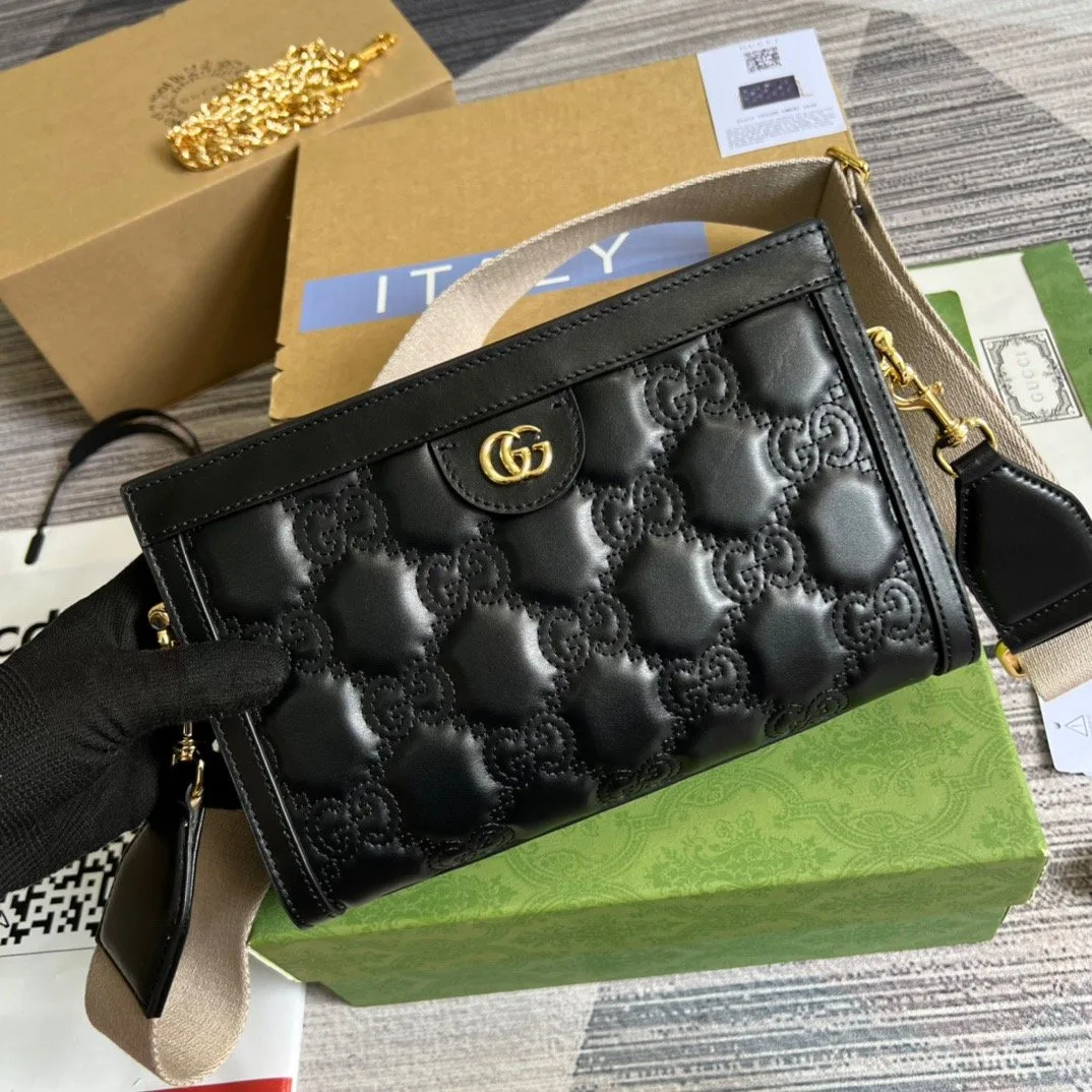 Gucci Matelasse Shoulder