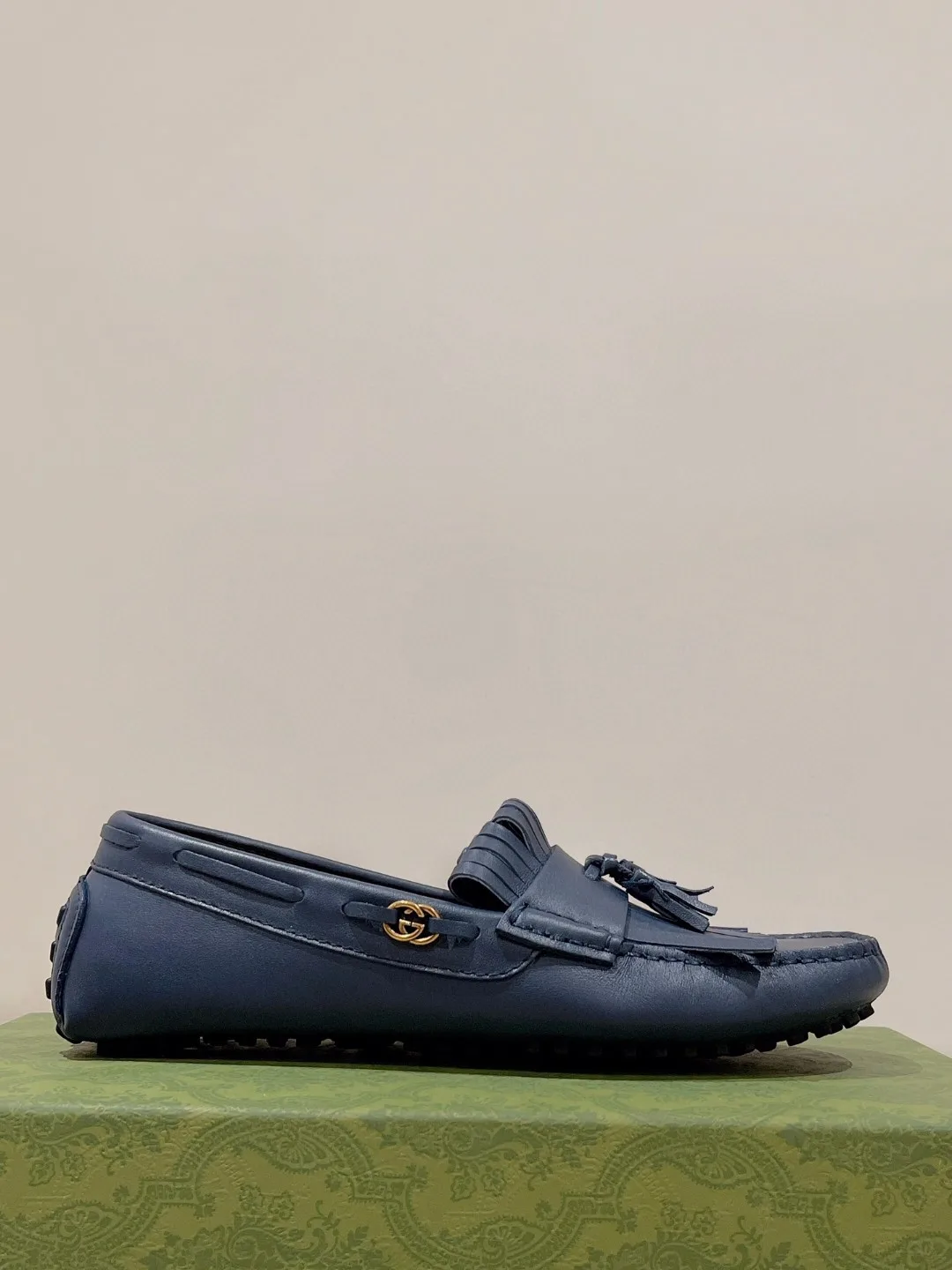 Alternative view of Gucci Men’s Loafer With Driver Interlocking G Blue