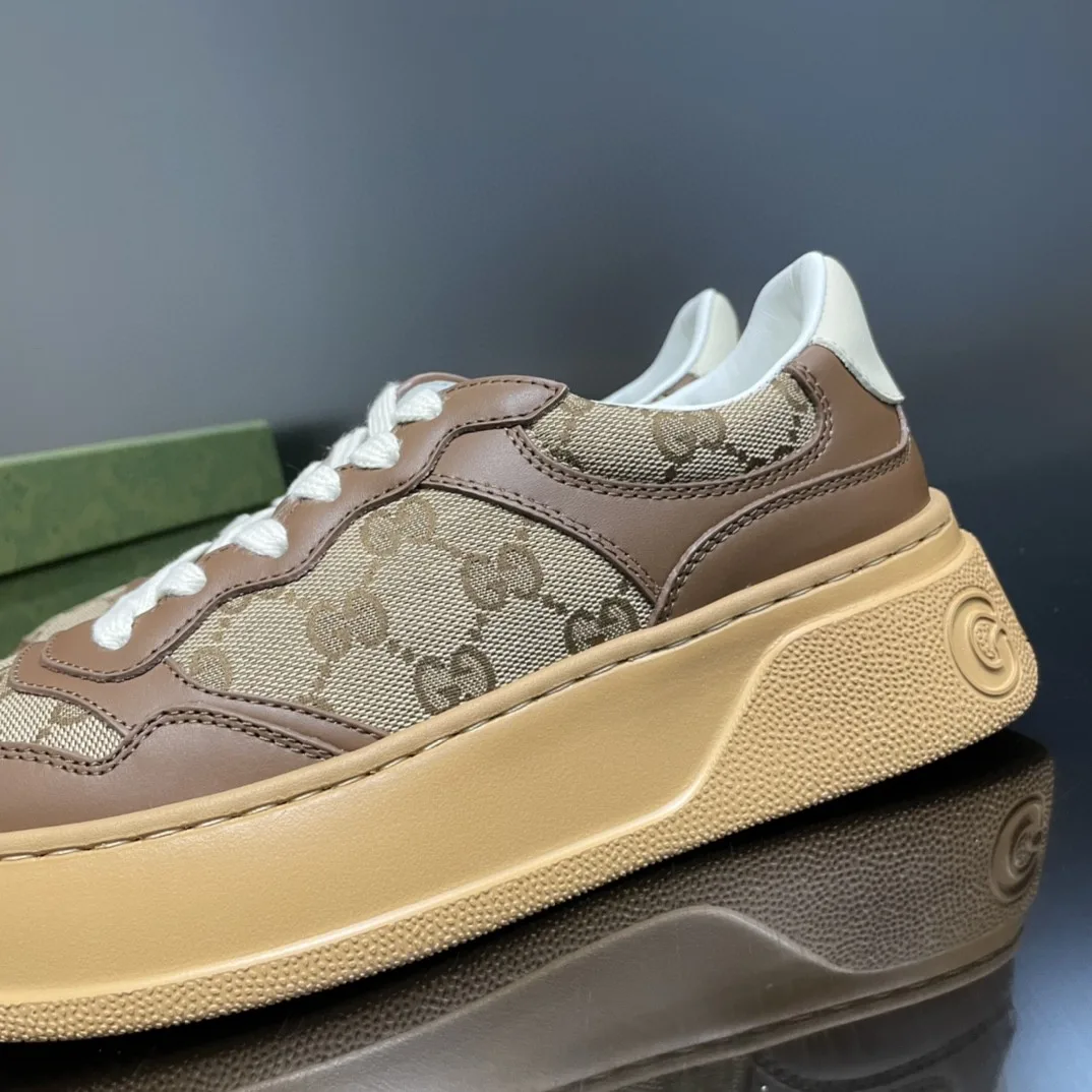 Gucci Men’s GG Sneaker Brown And Beige - Image 5