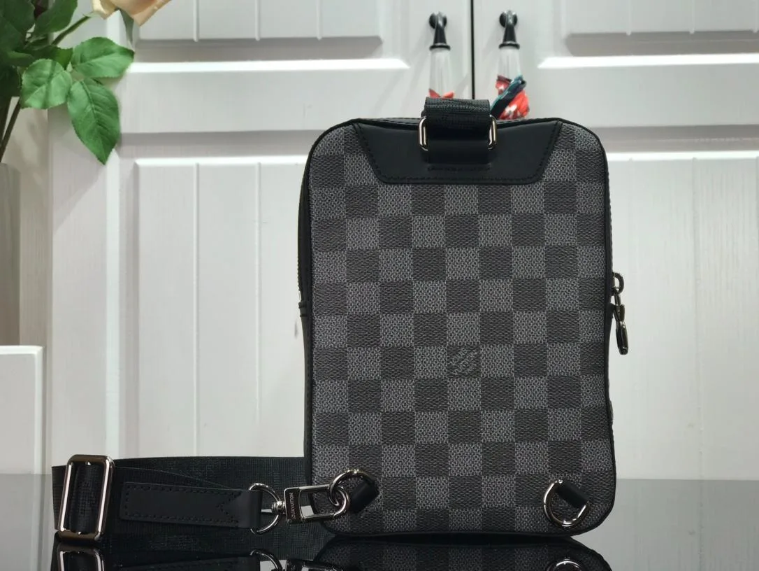 Louis Vuitton Damier Graphite 3D Amazon Sling Bag Grey / - Image 4