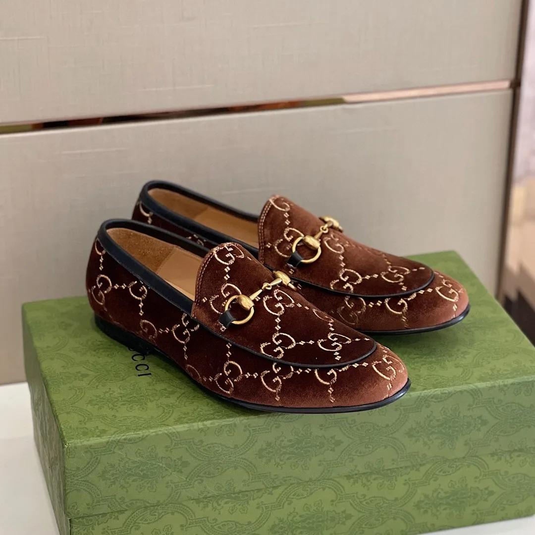 Alternative view of Gucci Jordan GG Velvet Loafer Brown