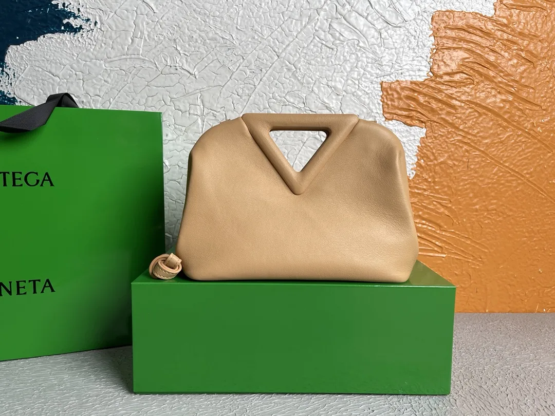 Bottega Veneta Point