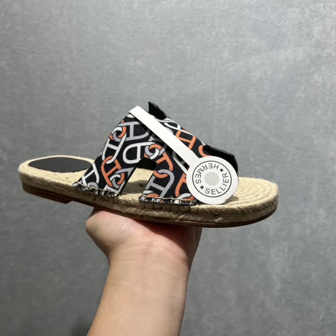 Alternative view of Hermes Old Espadrilles Black