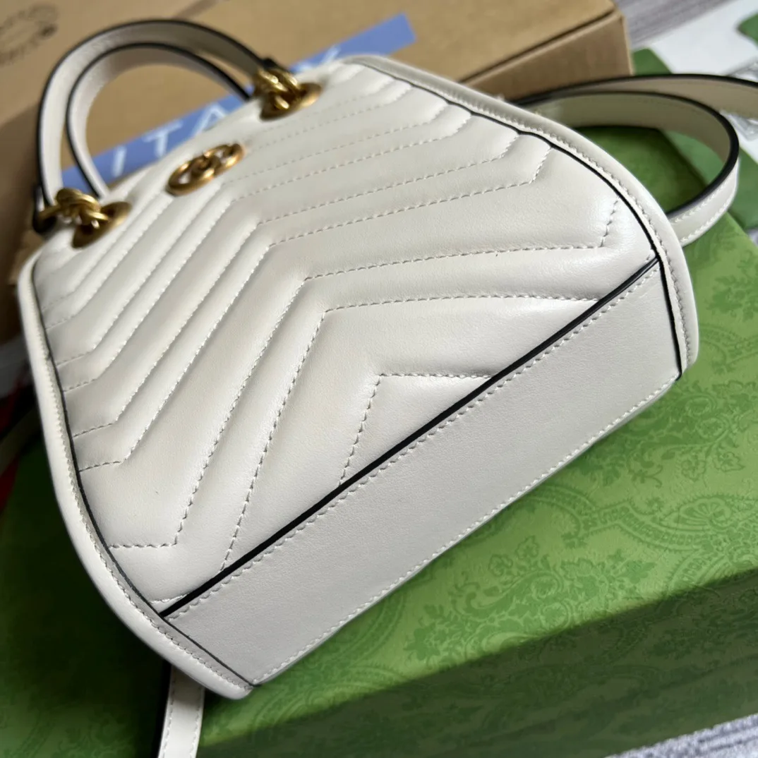 Gucci Marmont Matelasse Mini Bag White - Image 4