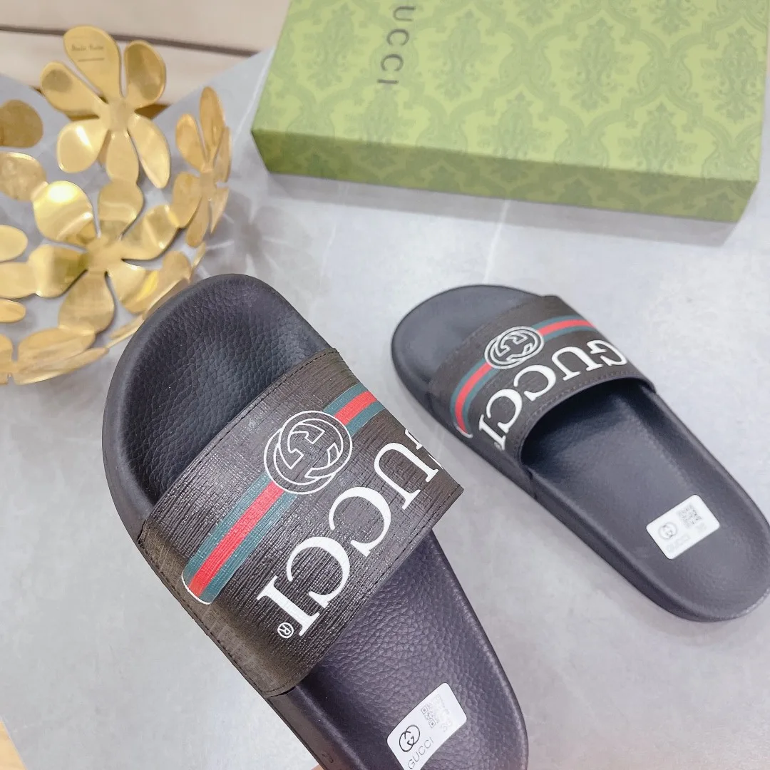 Gucci Women’s Logo Rubber Slide With Web Black - Image 4