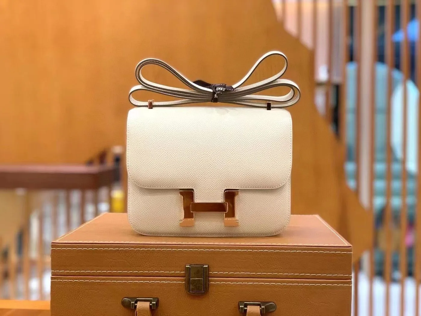 Hermes Constance 23