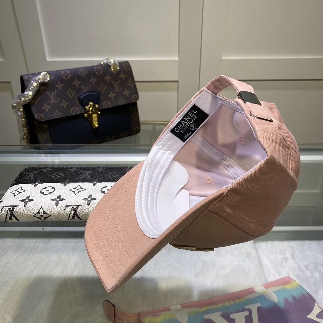 Alternative view of Chanel Cap Pink