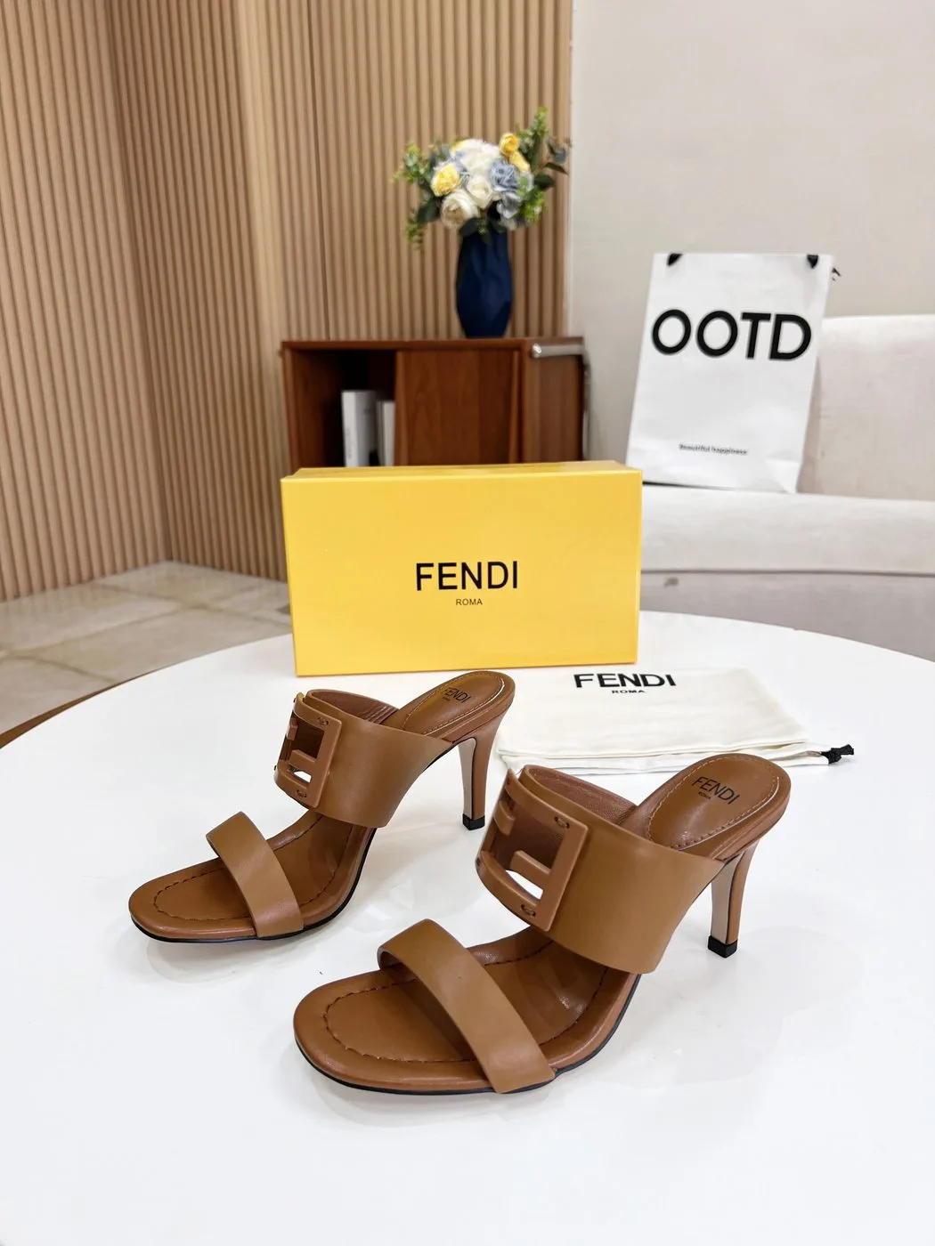 Fendi Baguette Brown Heels - Image 4