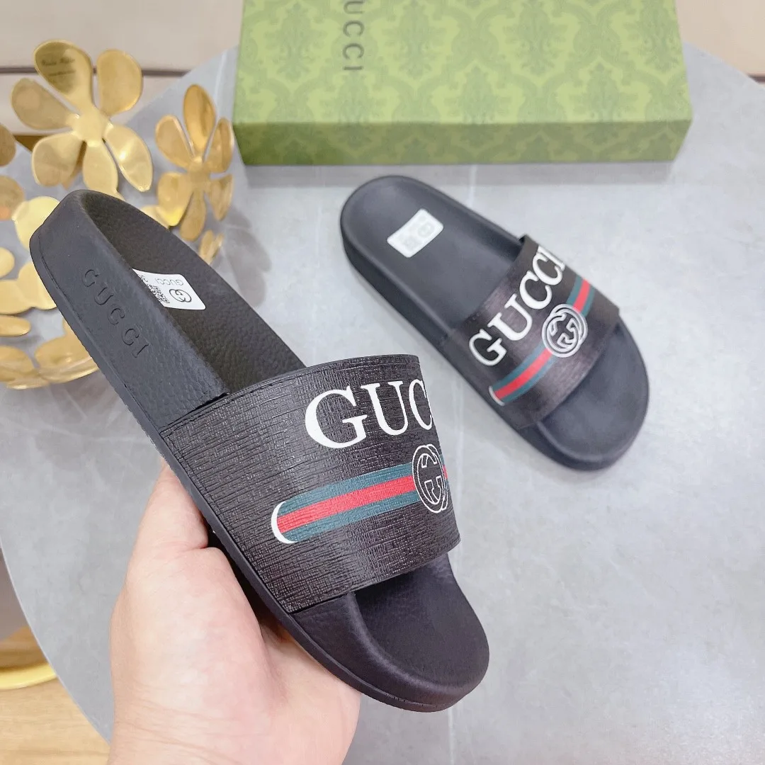 Gucci Women’s Logo Rubber Slide With Web Black - Image 3
