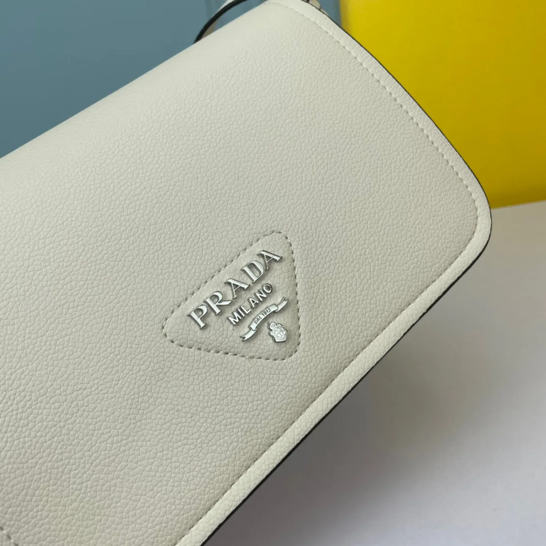 Prada Shoulder Bag White - Image 5