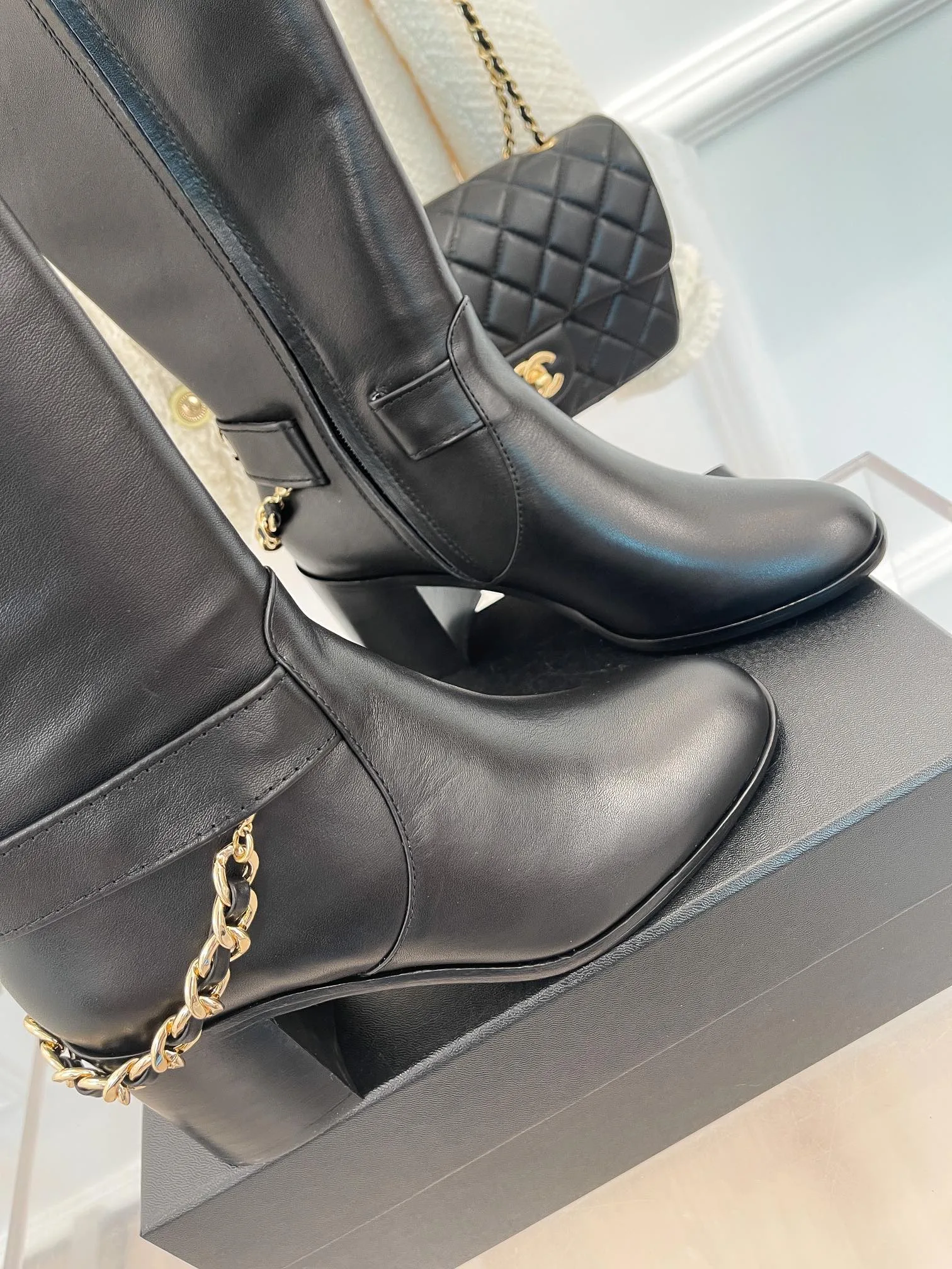 Chanel High Boots With Chain Black / - Image 5