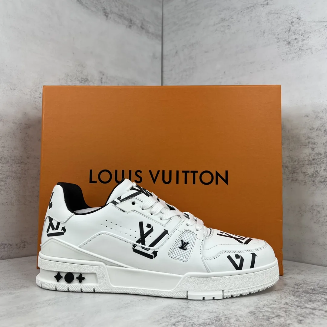 Louis Vuitton Women’s