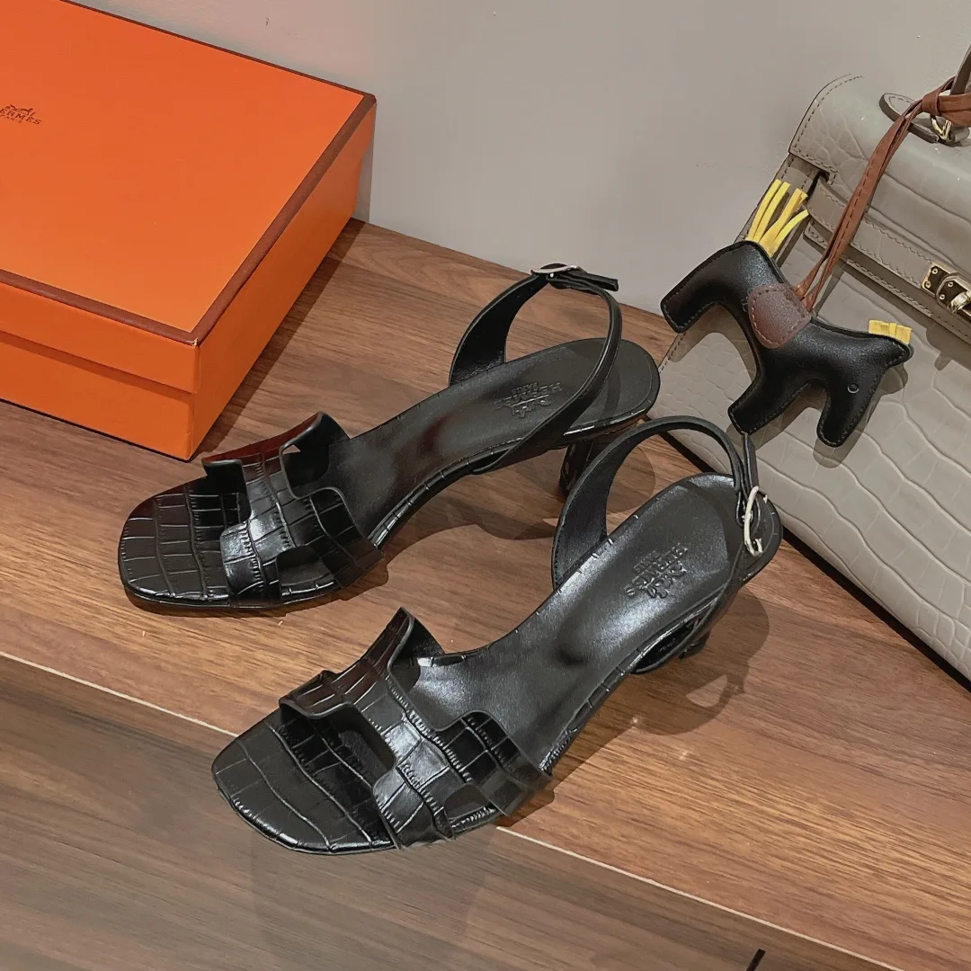 Alternative view of Hermes Eternite Sandal Black /