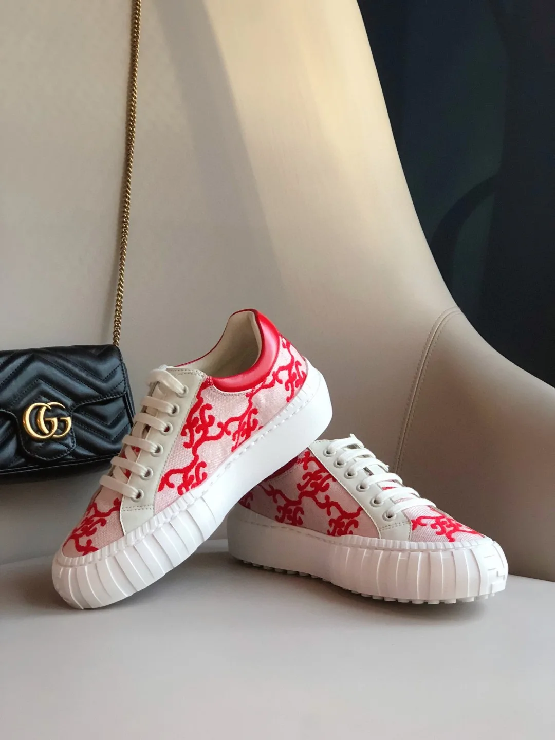Alternative view of Fendi Force Low Tops Sneakers Red 7E1520