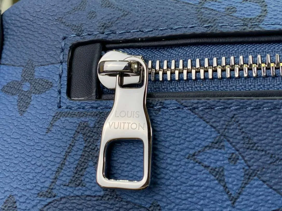 Louis Vuitton Discovery Bumbag / Blue Silver Hardware - Image 6