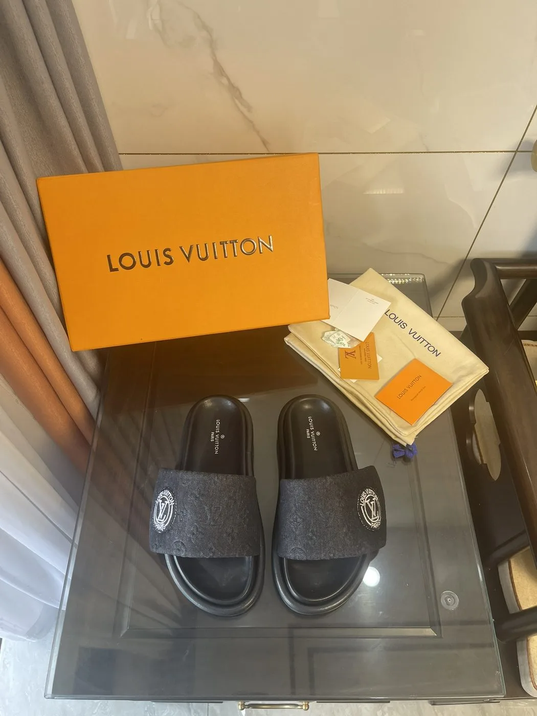 Alternative view of Louis Vuitton Women’s Pool Pillow Comfort Flat Mule Black