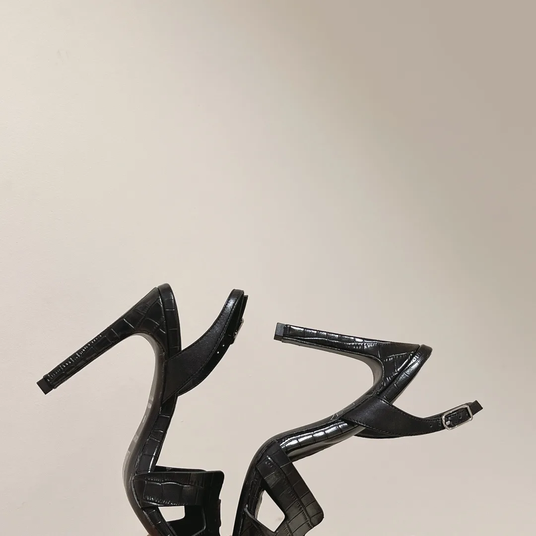 Hermes Ella Sandal Noir / - Image 3