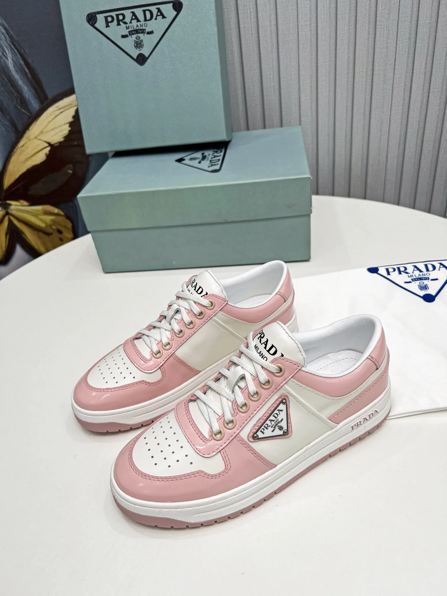 Alternative view of Prada Downtown Sneakers Pink /