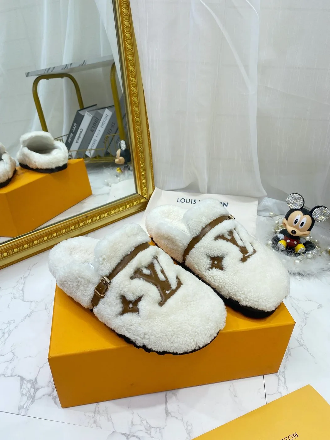 Louis Vuitton Women’s