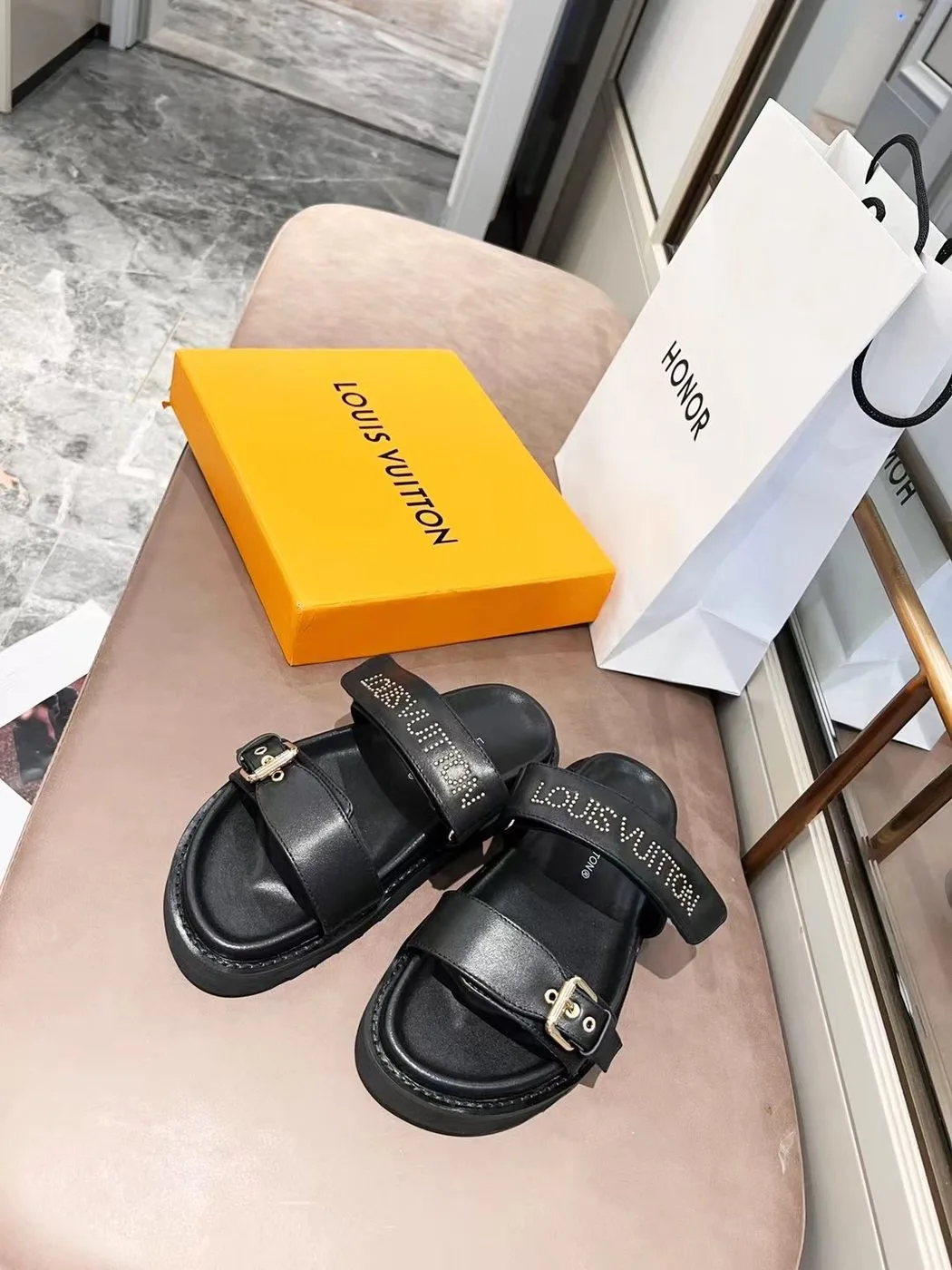 Louis Vuitton Women’s