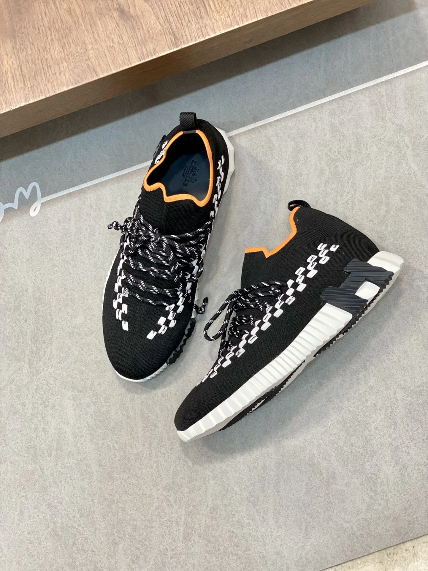 Hermes Sneakers Flex