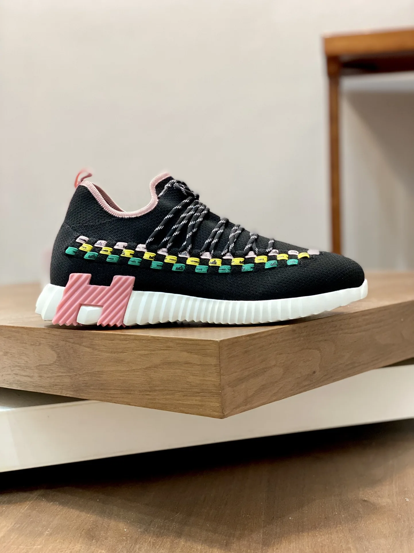 Hermes Sneakers Flex Black And Pink - Image 4