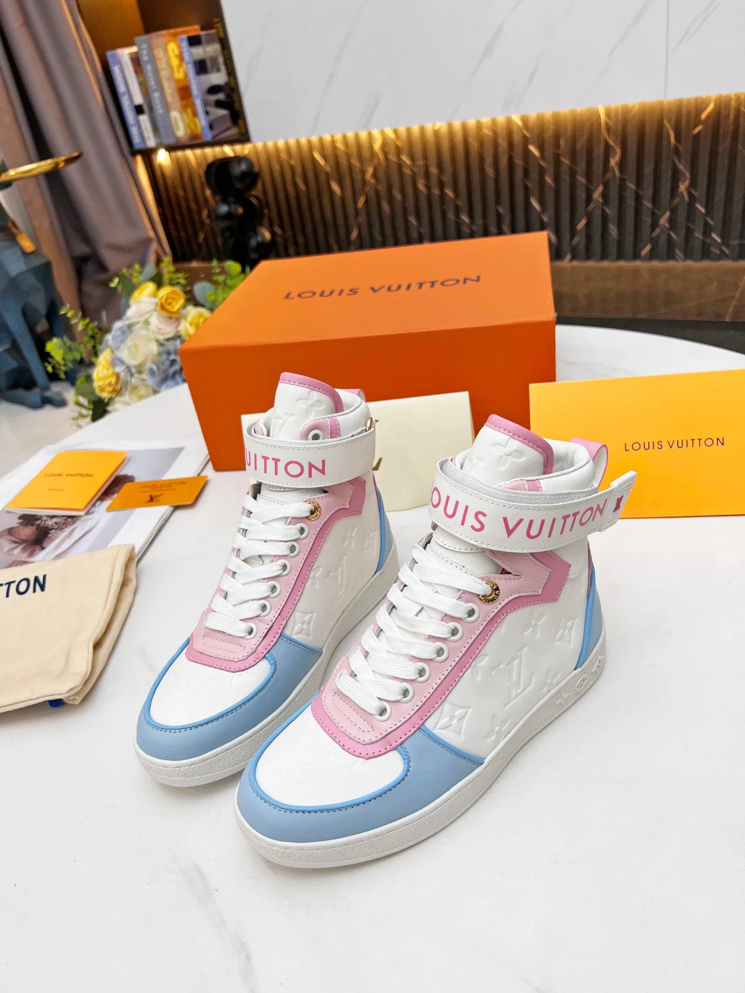 Louis Vuitton Women’s