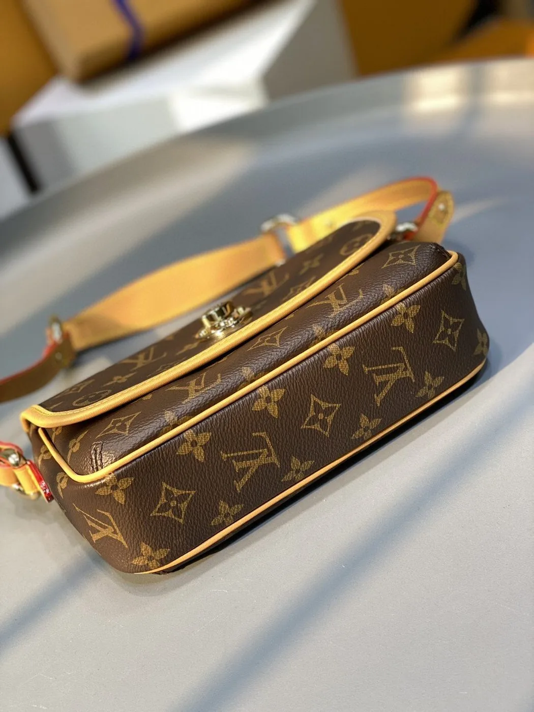 Louis Vuitton Tikal PM Monogram Canvas - Image 5