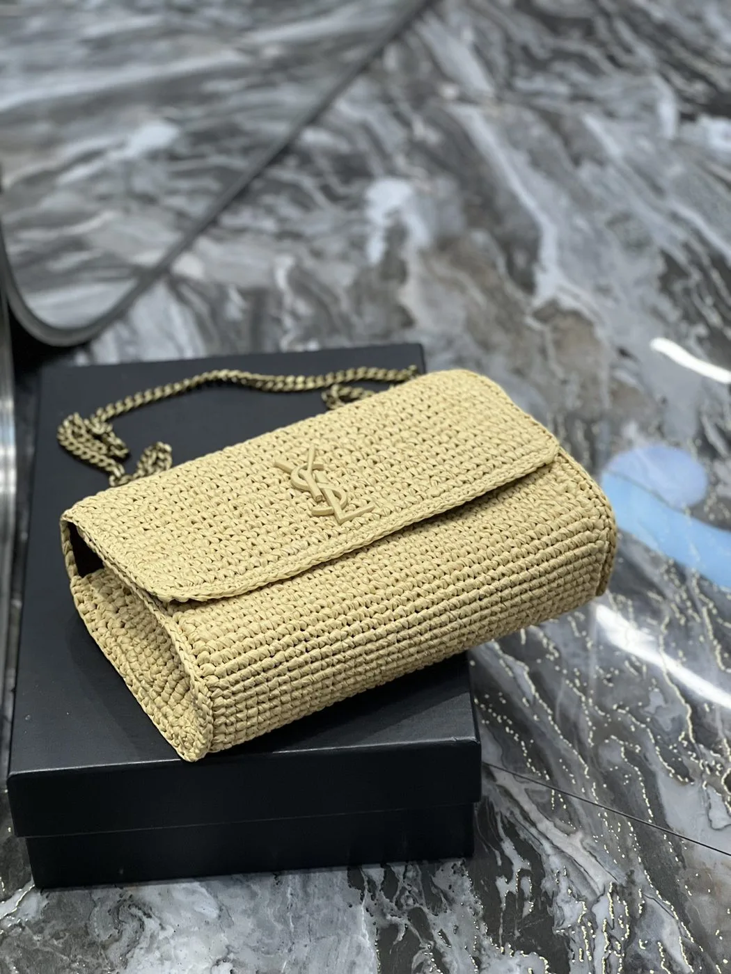 Saint Laurent Niki Medium Chain Bag Yellow - Image 3