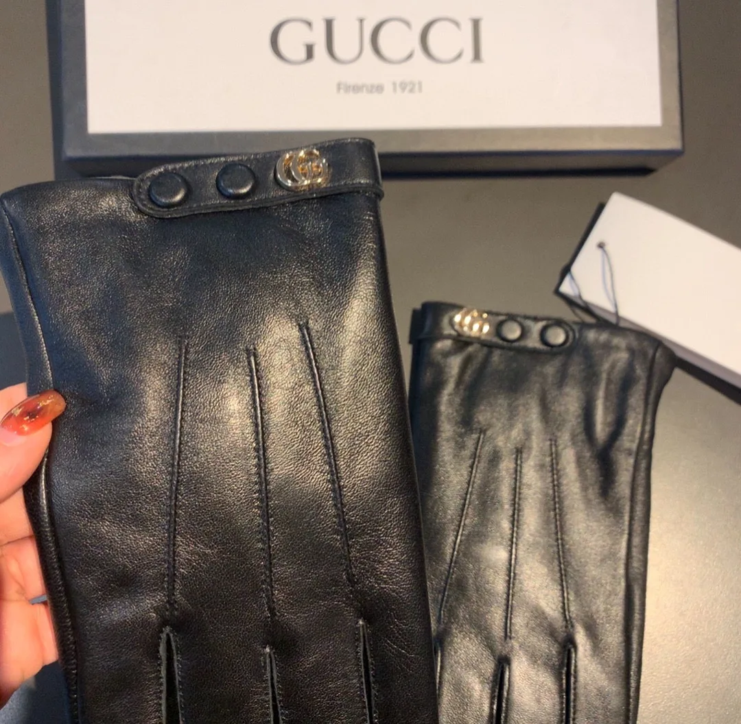 Gucci Gloves With Double G Motif In Black - Image 4