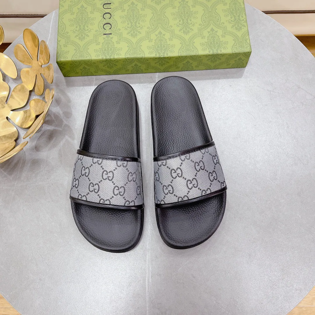 Gucci Women’s GG