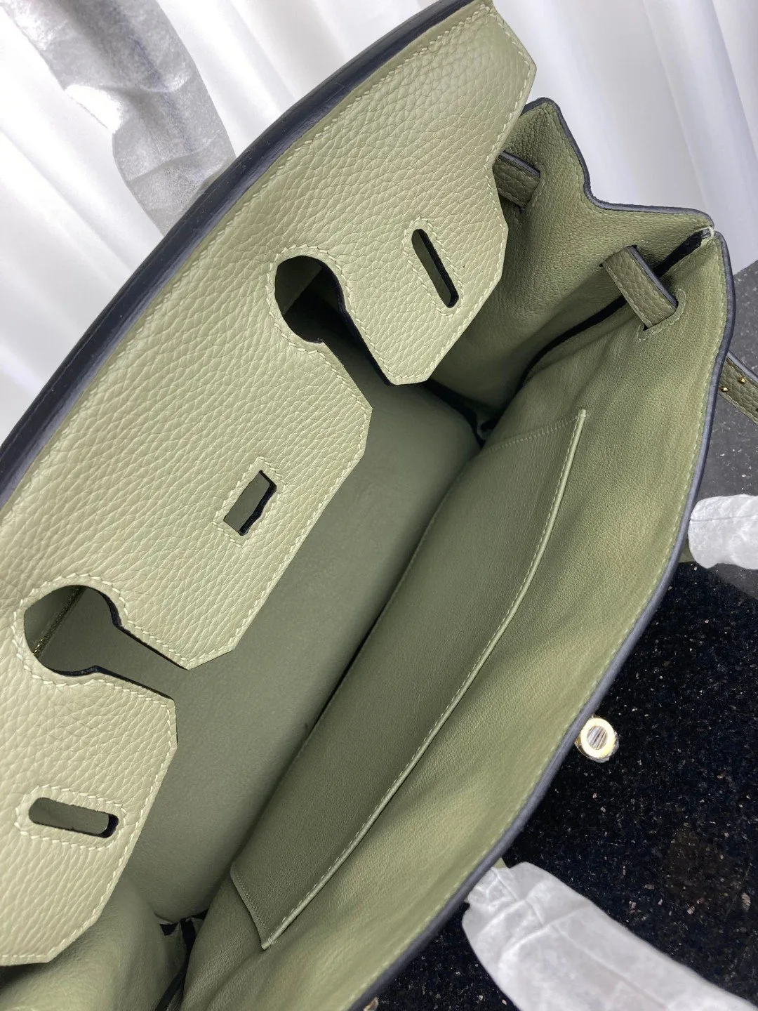 Hermes Birkin 30 Top Handle Bag / Green Moss Gold Hardware - Image 3