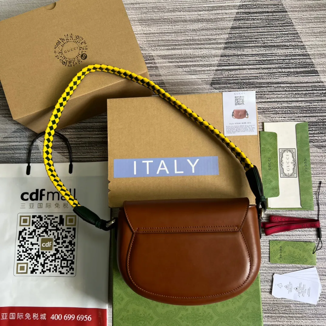 Gucci Aria Shoulder Bag / Brown Gold Hardware - Image 6