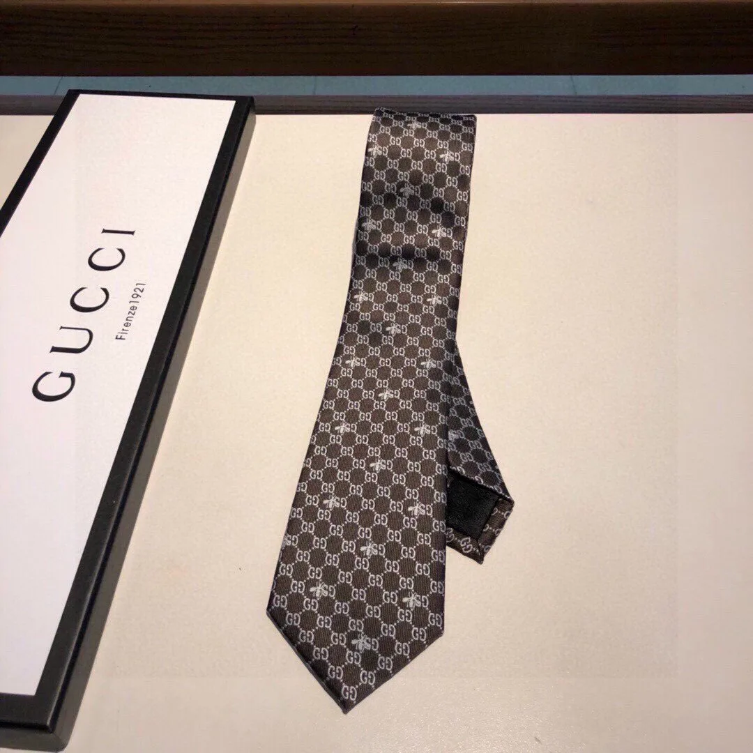 Gucci GG Bees