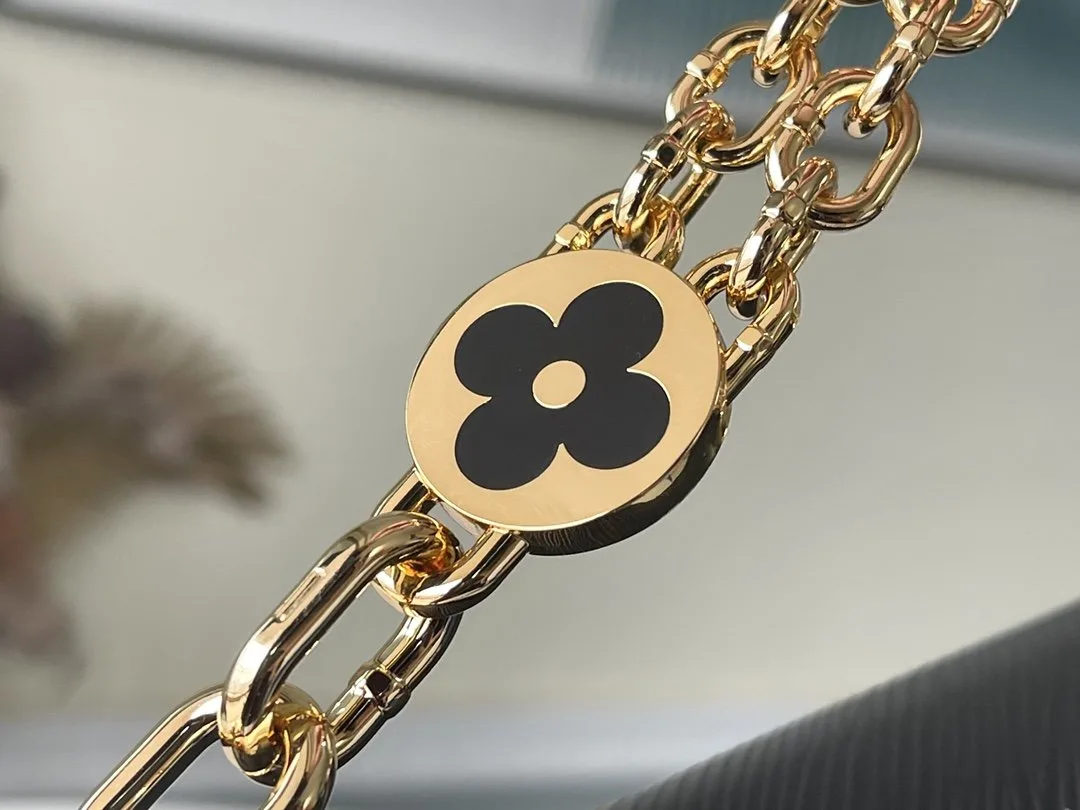 Louis Vuitton Twist MM Monogram Flower Black - Image 5