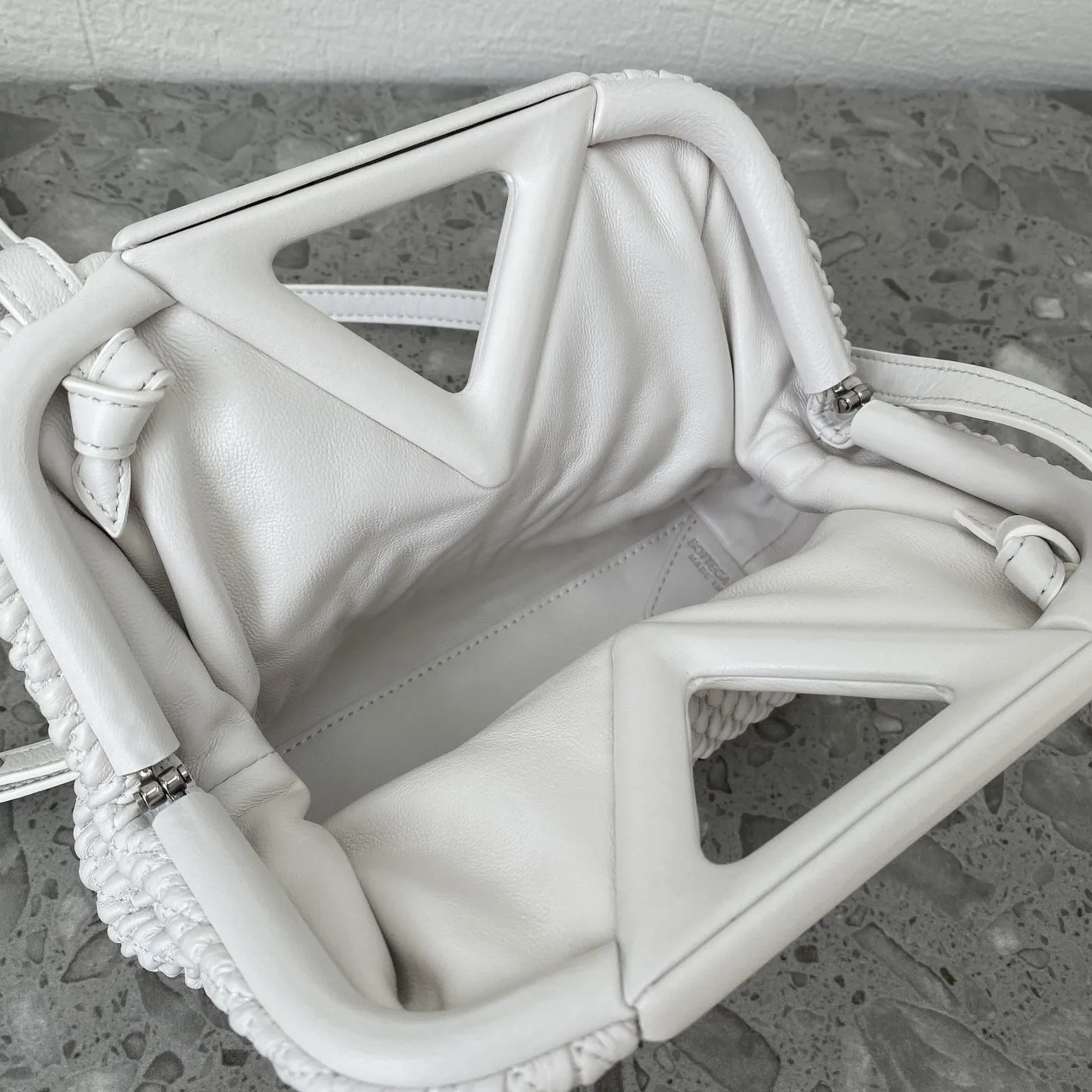 Bottega Veneta Point Chalk - Image 5