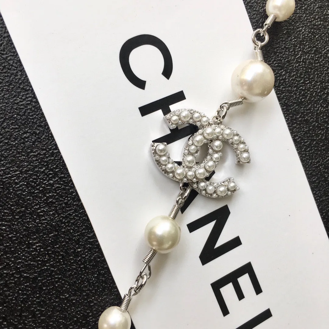 Chanel Double-CC Pearl Long Necklace Silver Hardware - Image 4