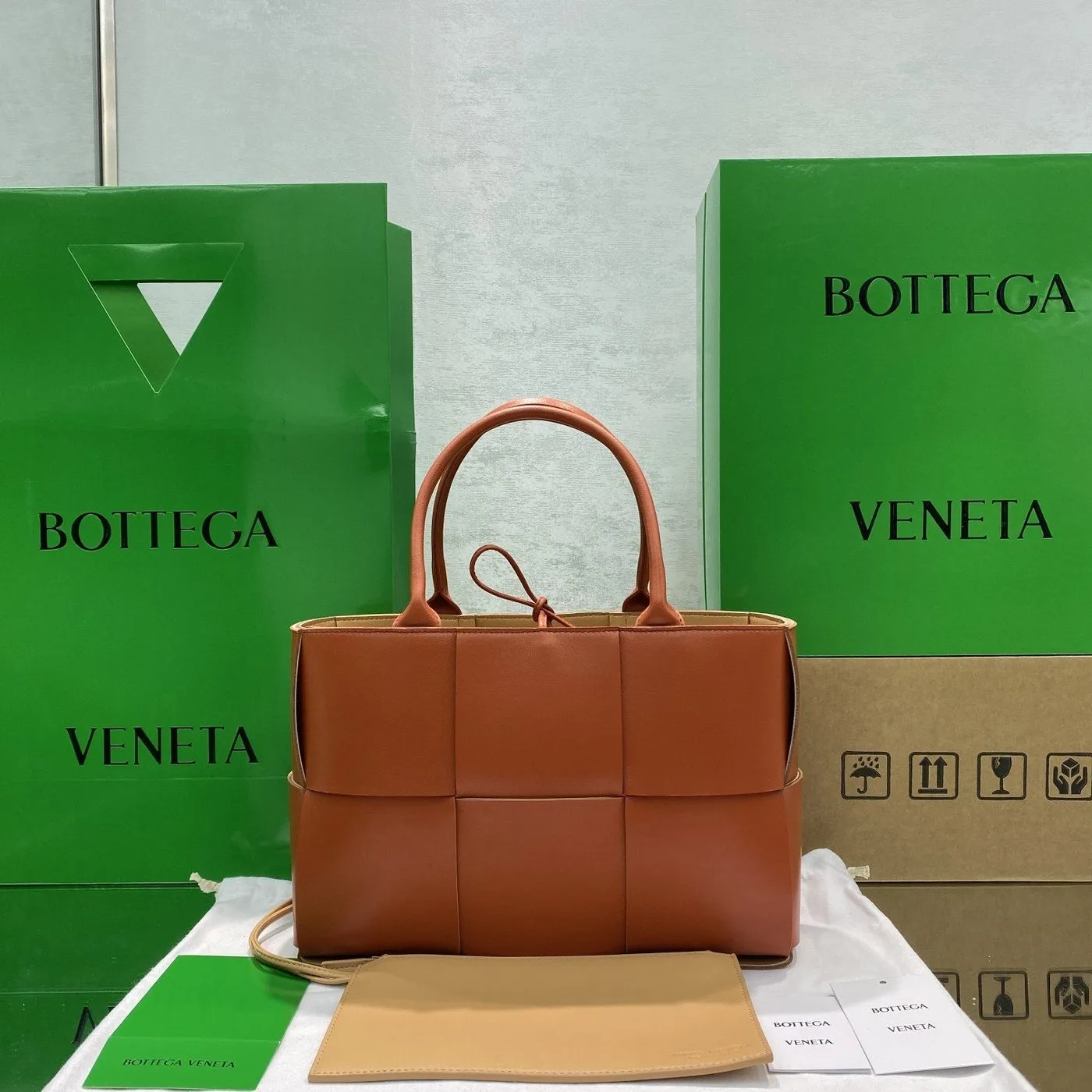 Bottega Veneta Small Arco Tote Bag Orange