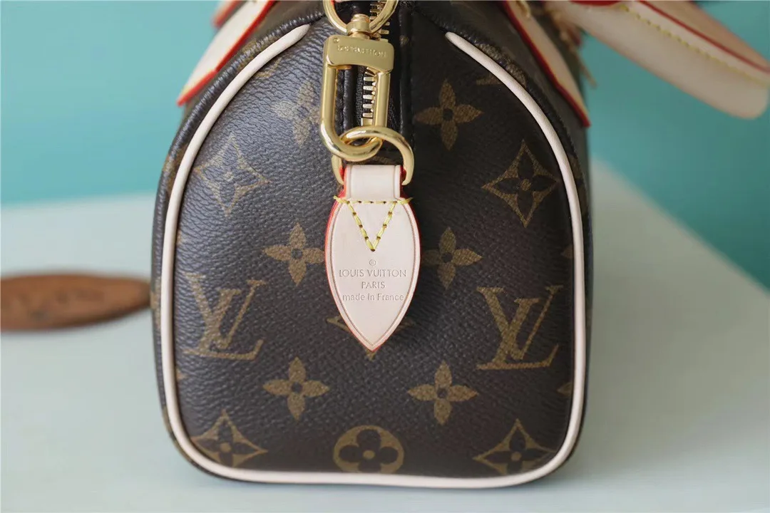 Louis Vuitton Speedy Bandouliere 20 Top Handle Bag / Black Monogram Canvas Gold Hardware - Image 5